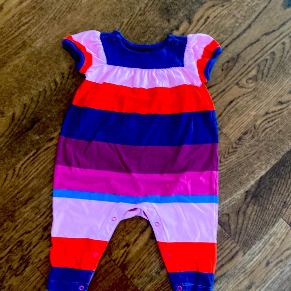 Tea Collection 3-6 mth romper - Excellent Condition